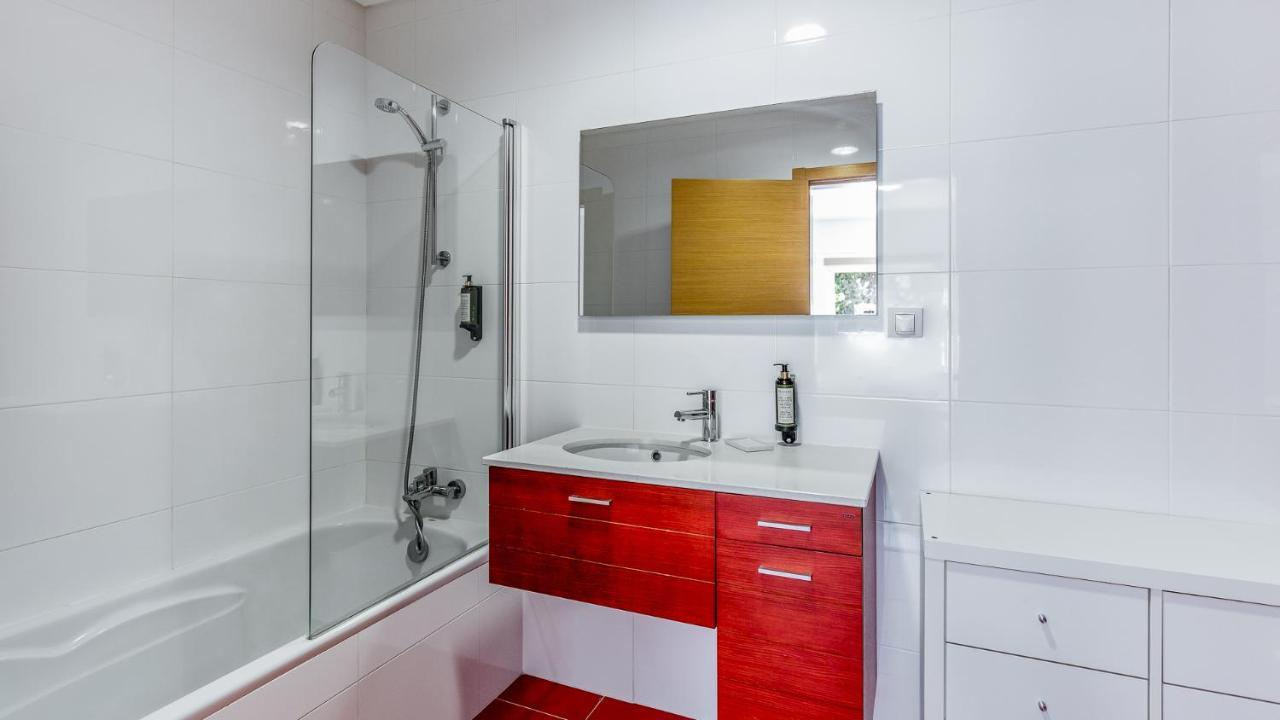 Luminous 2 Bdr Apartment W/Pool By Lovelystay Albufeira Exterior foto